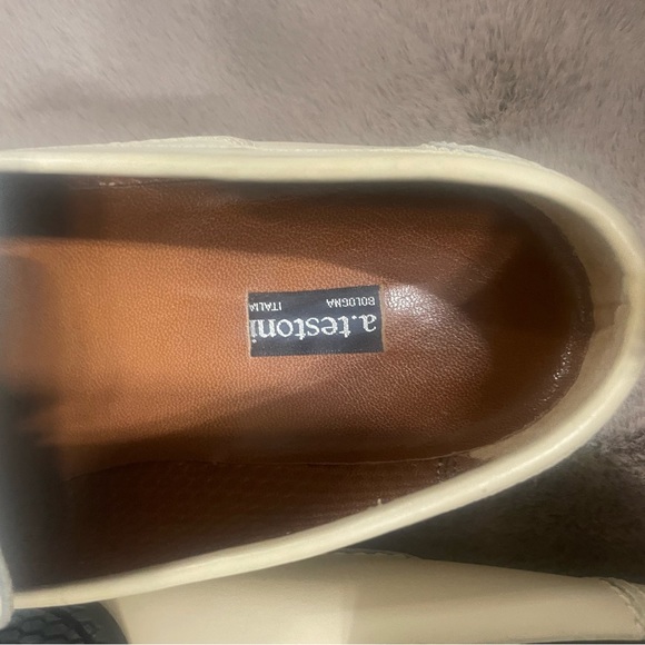 A. TESTONI mens leather slip ons - Picture 2 of 4